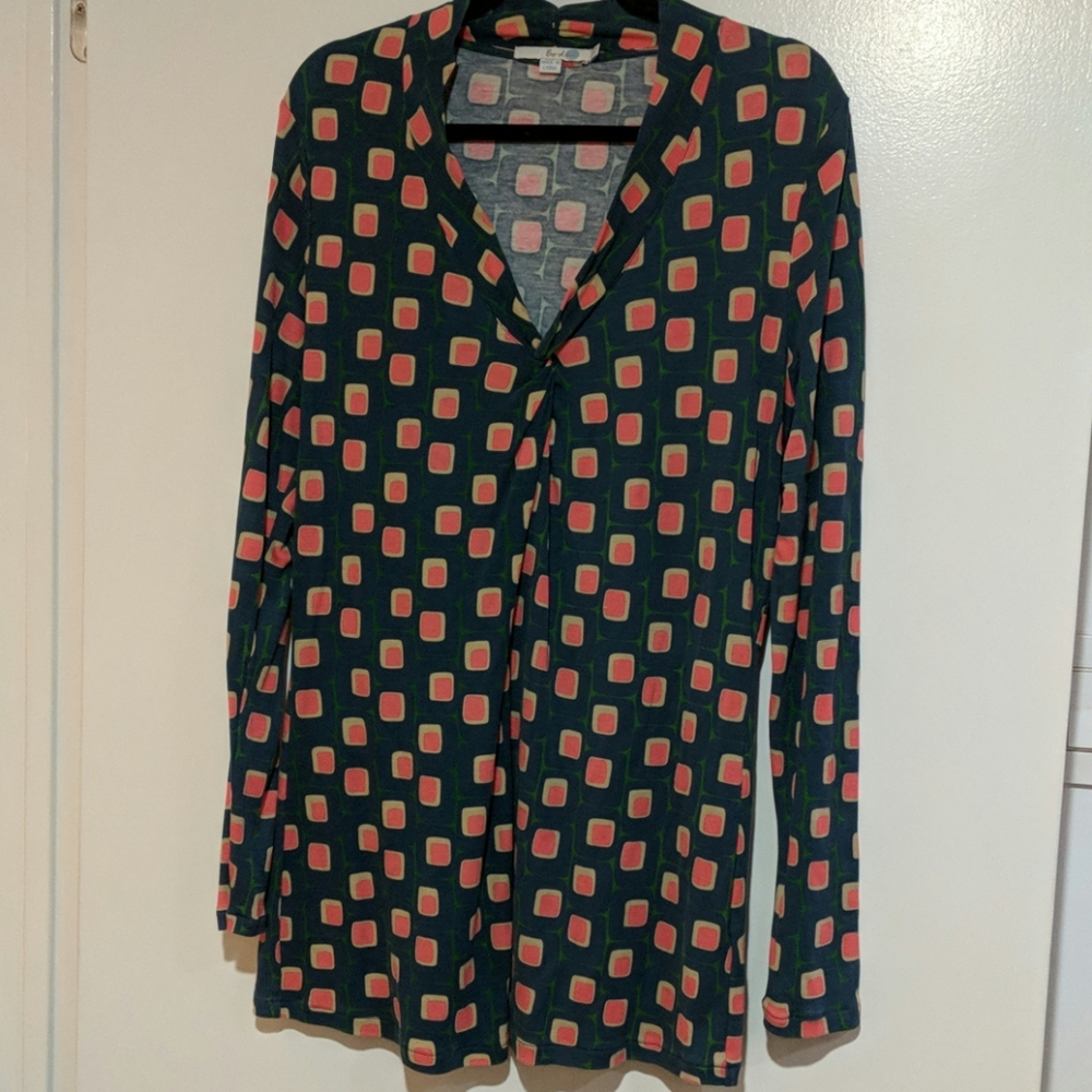 Stylish long-sleeved tunic or blouse by BODEN.